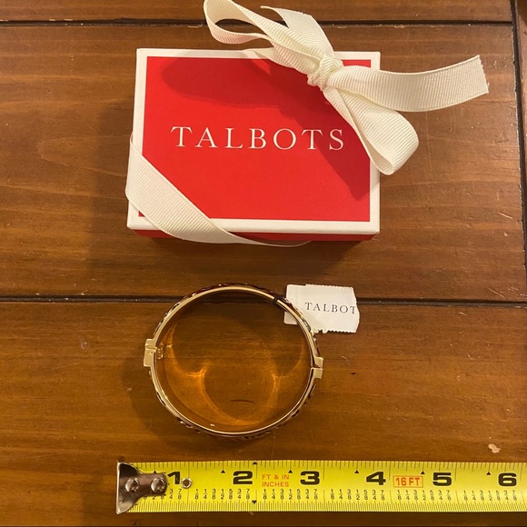 SOLD - Leopard Bangle! - Picture 5 of 7